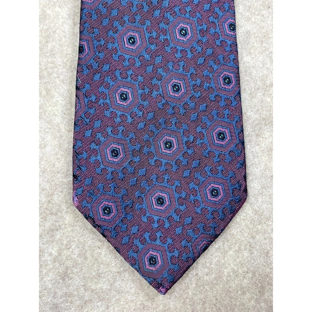 Britches of Georgetown Silk Handmade Japan Necktie Neck Tie Textured Geometric